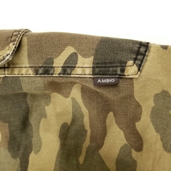 Men's Camo Cargo Shorts 32 - Picture 7 of 10